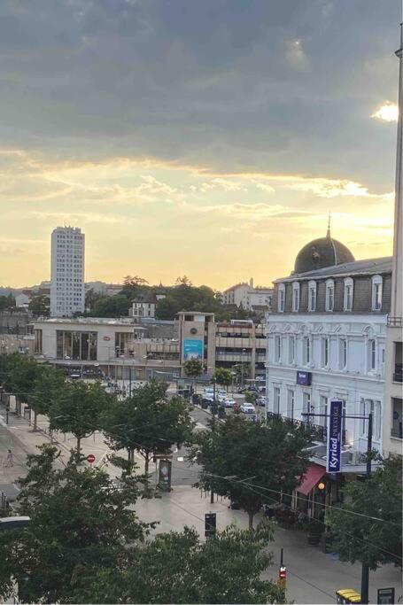 Foch Gare Joli En Centre-ville Dijon